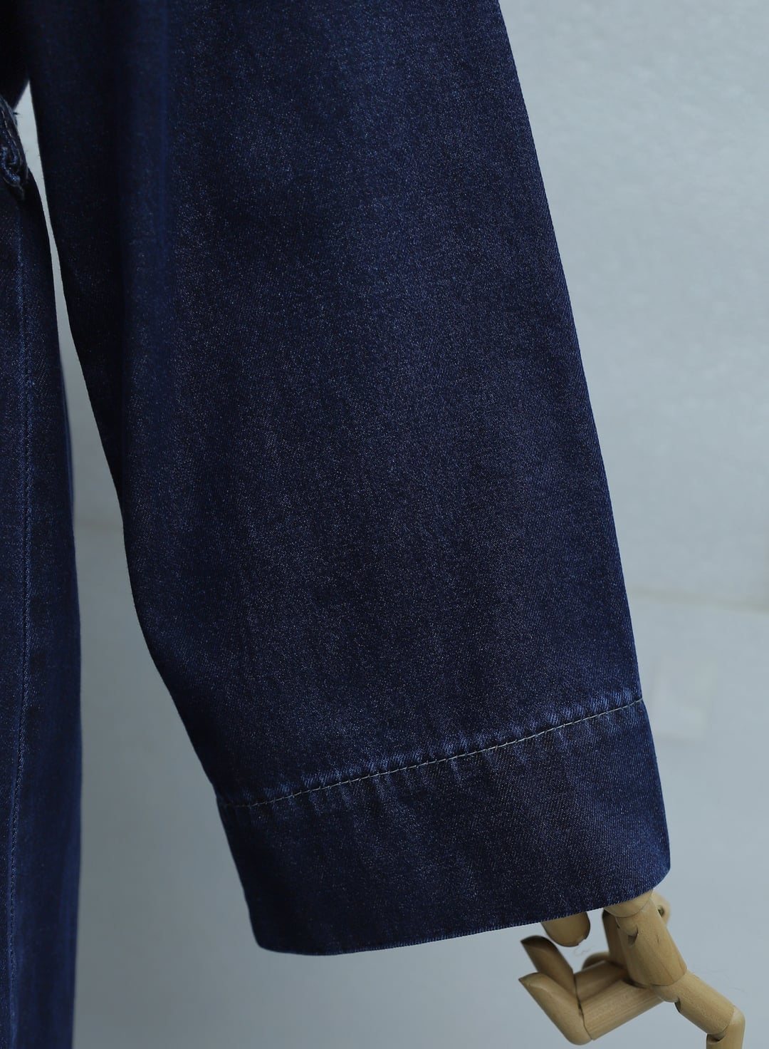 Long Denim Kimono with Tie Waist and Brooch Detail - Navy - Podyumplus - by Peralane - photo 6