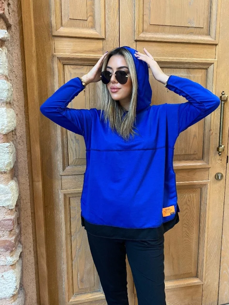 Women's Blue Hooded Sweatshirt and Black Trousers Two-Piece Set - Janes - by Peralane - photo 4