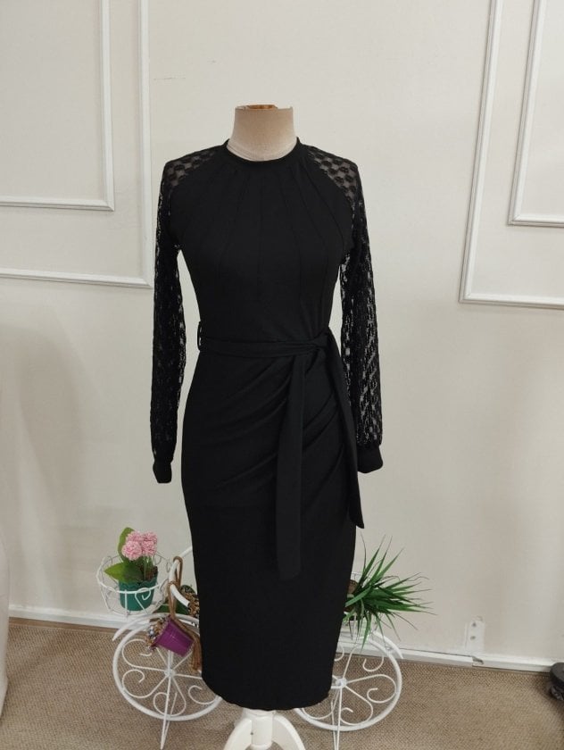 Women's Long-Sleeved Midi Crepe Dress with Patterned Sleeves, Side Slit, and Self-Tie Belt - Janes - by Peralane - photo 4
