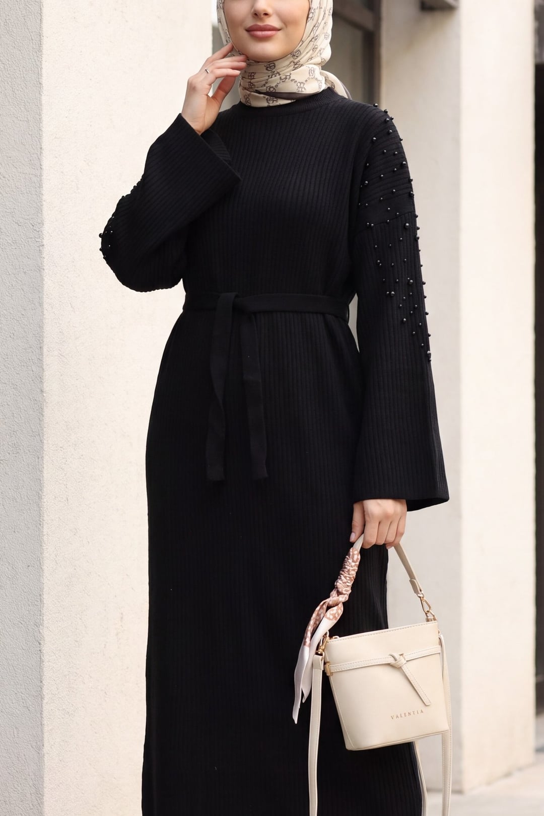 Black Ribbed Knit Dress with Beaded Front and Belt - Podyumplus - by Peralane