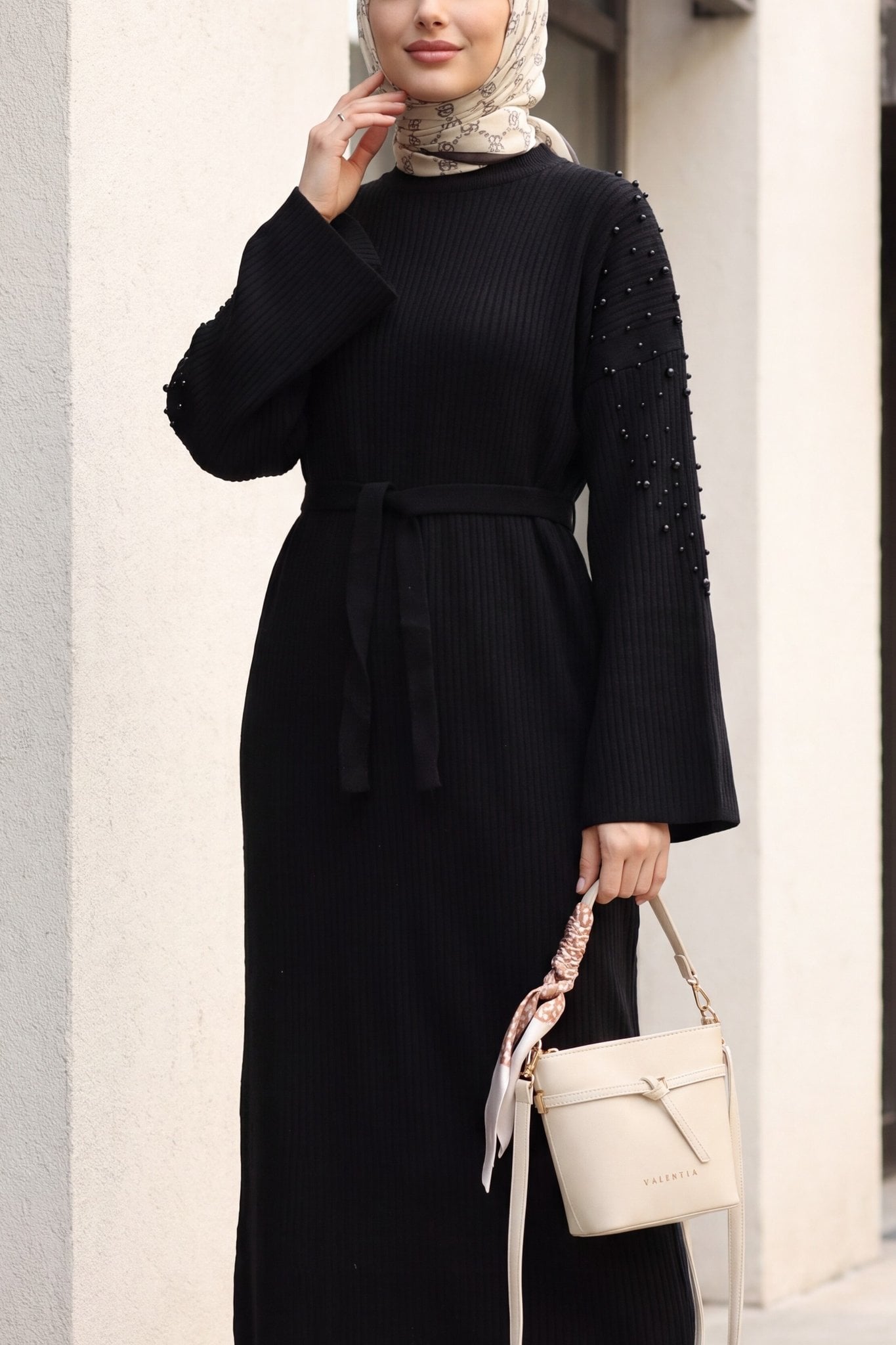 Black Ribbed Knit Dress with Beaded Front and Belt - Podyumplus - by Peralane