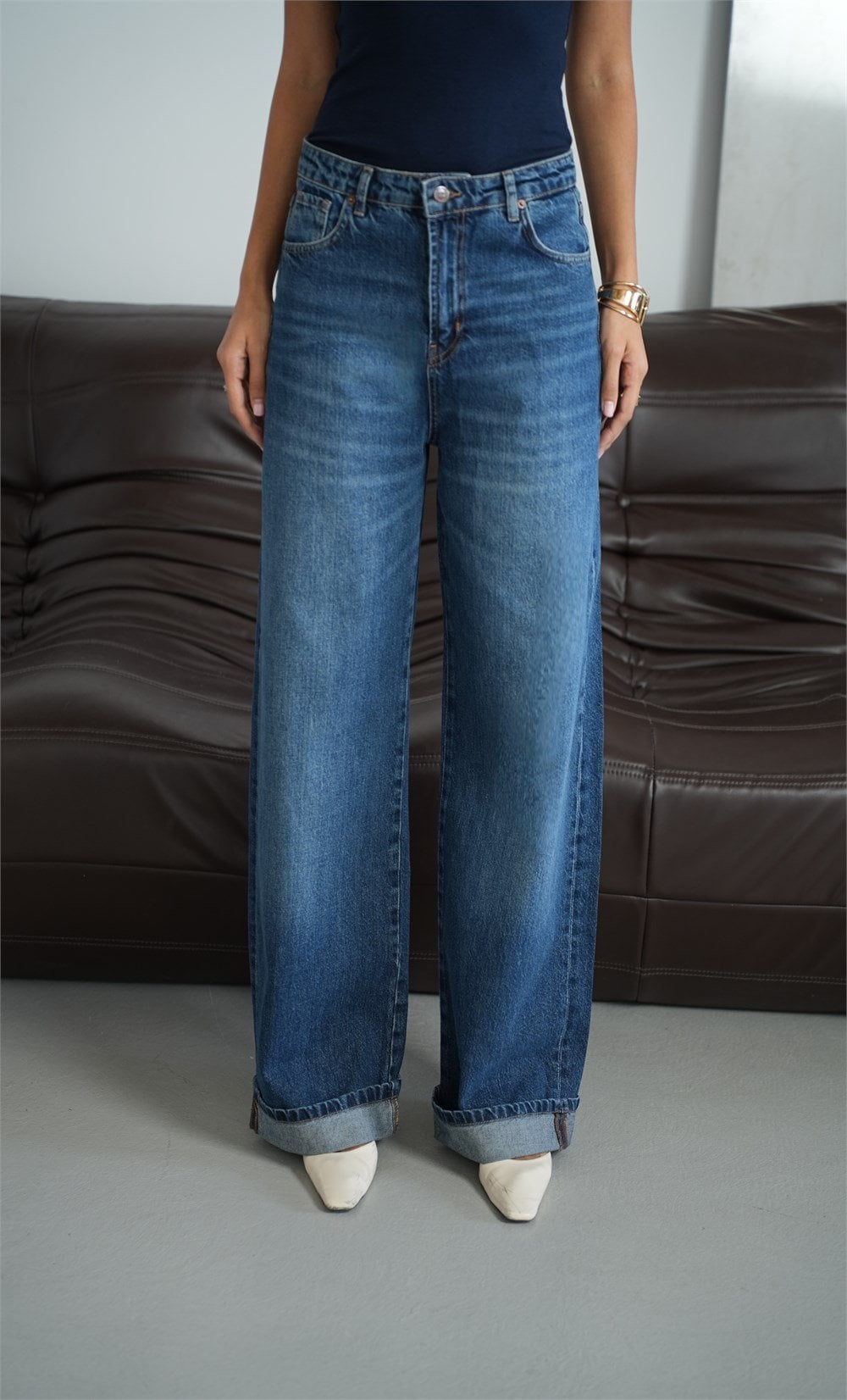 Women's Dark Blue Baggy Jeans with Cuffed Hem - Lacarino Jeans - by Peralane