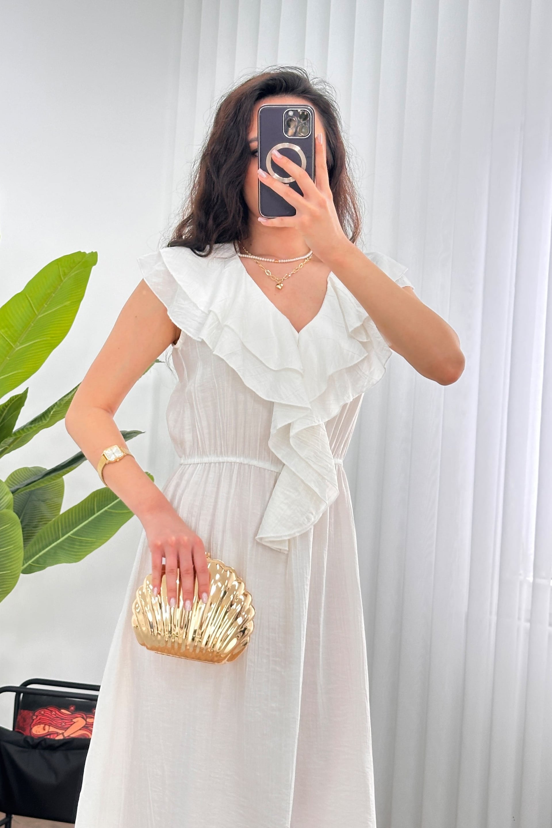 White Ruffled V-Neck Midi Dress with Cap Sleeves - Lustri̇n - by Peralane - photo 3