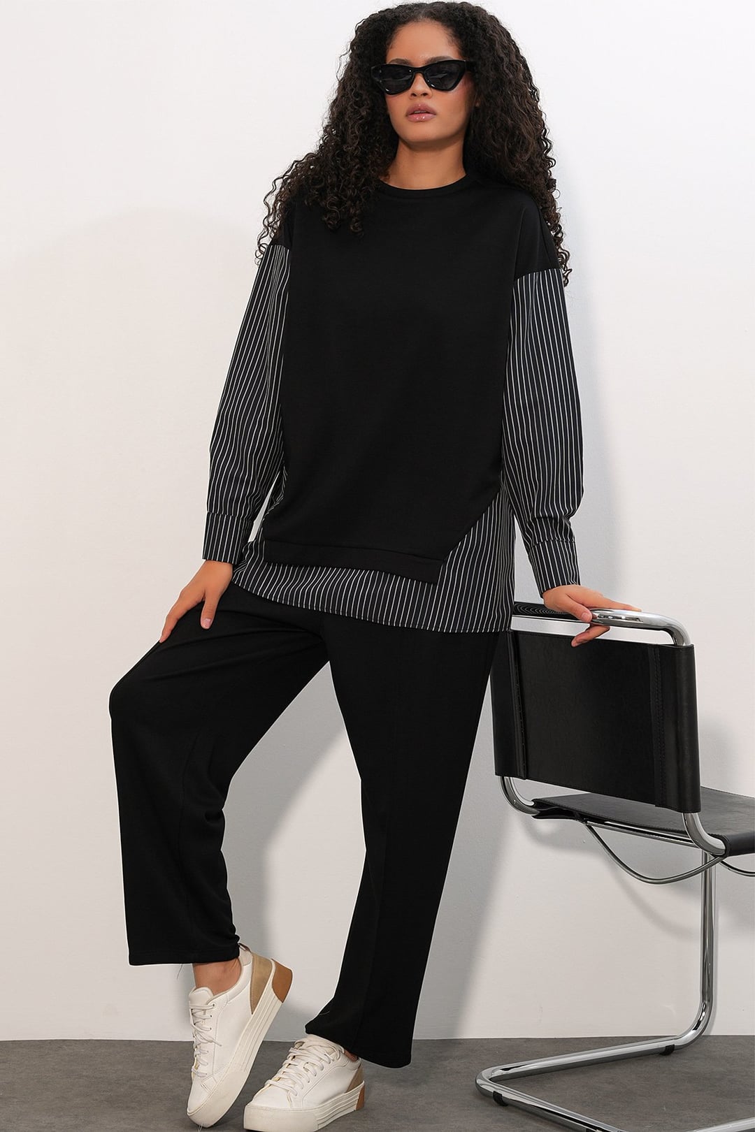 Women's Striped Woven Two-Piece Set - Black - Bigdart - by Peralane - photo 3