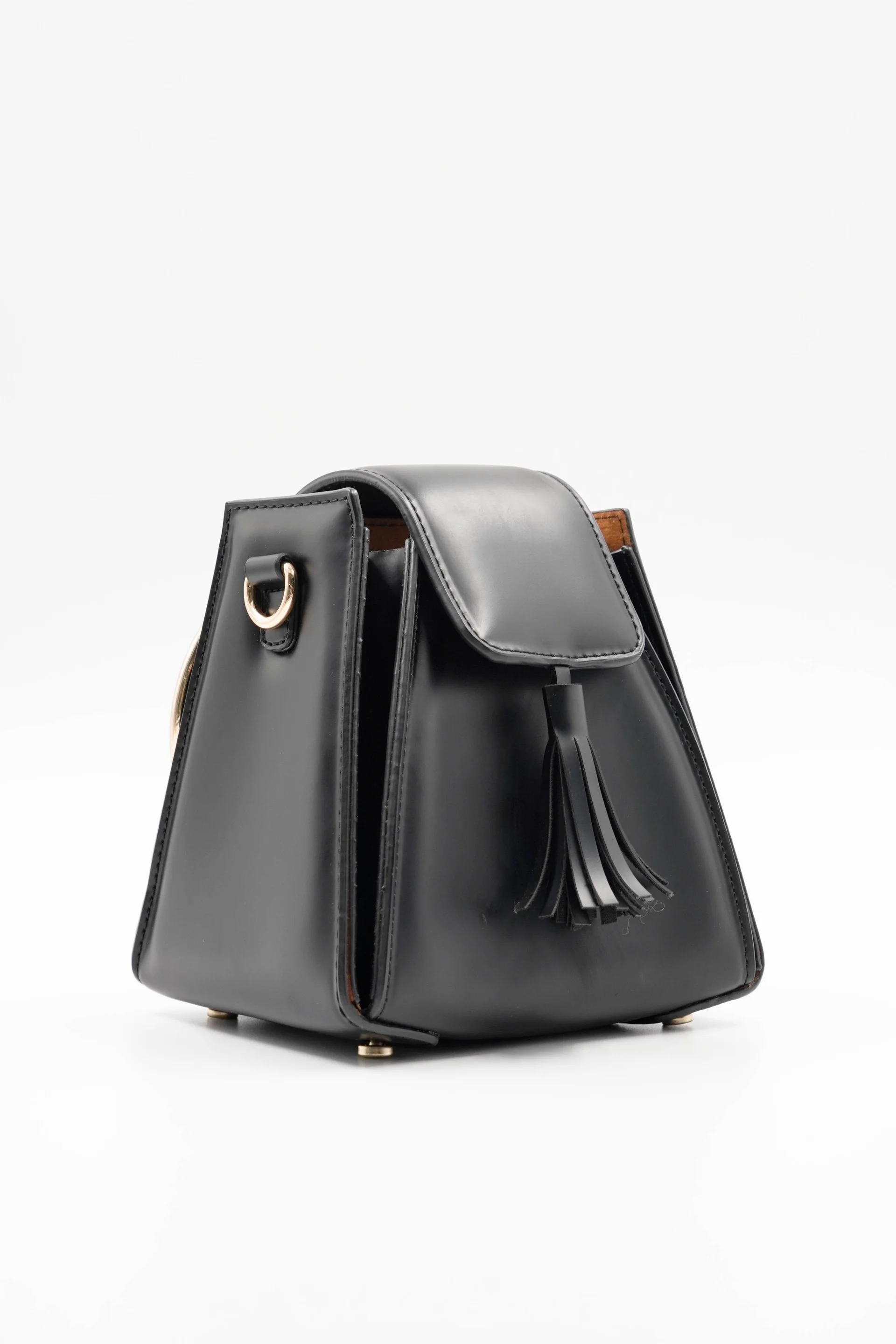 Pyramid Black Ring Detail Women's Handbag 2316 - Aron Atelier - by Peralane - photo 5