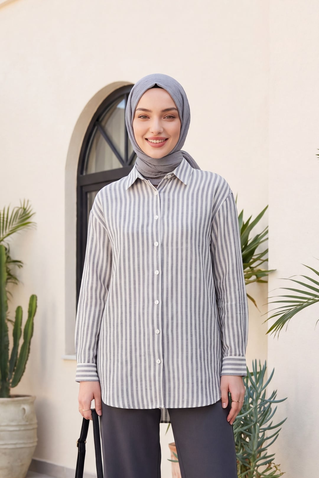 Striped Button-Front Long-Sleeve Shirt - Black - Podyumplus - by Peralane