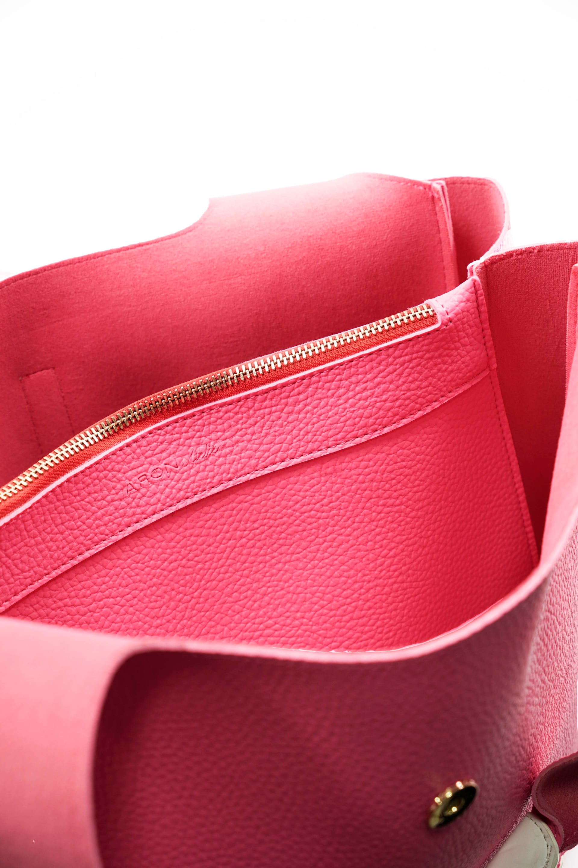 Svetlana Fuchsia Faux Leather Women's Shoulder Bag - Aron Atelier - by Peralane - photo 5