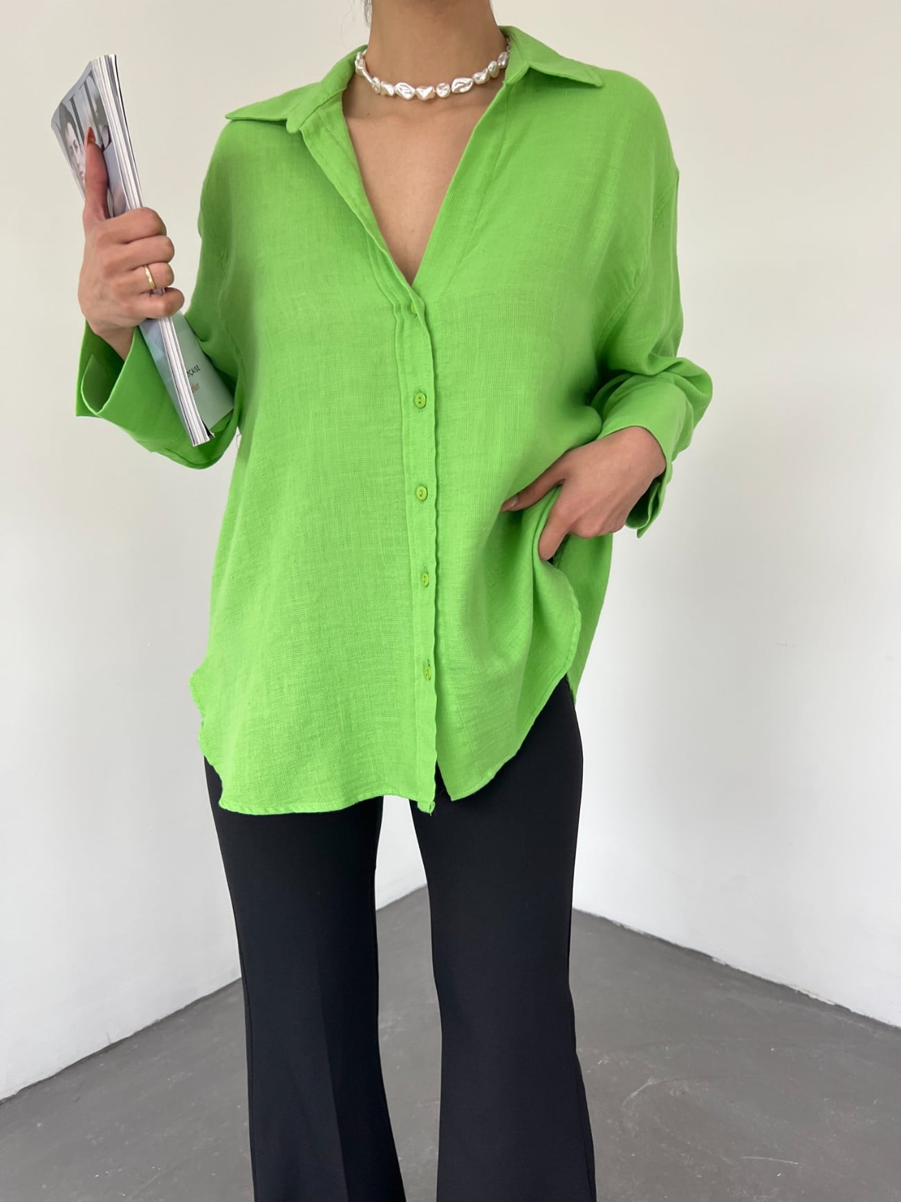 Long-Sleeved Collared Blouse in Bright Green - Podyumplus - by Peralane