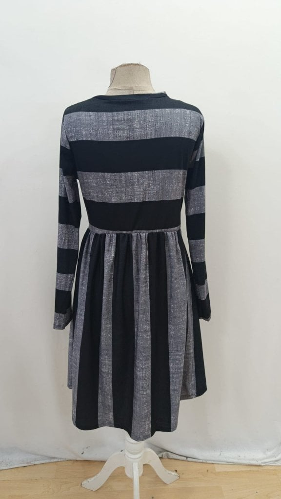 Striped Pattern Long-Sleeve Jersey Mini Dress - Janes - by Peralane - photo 6